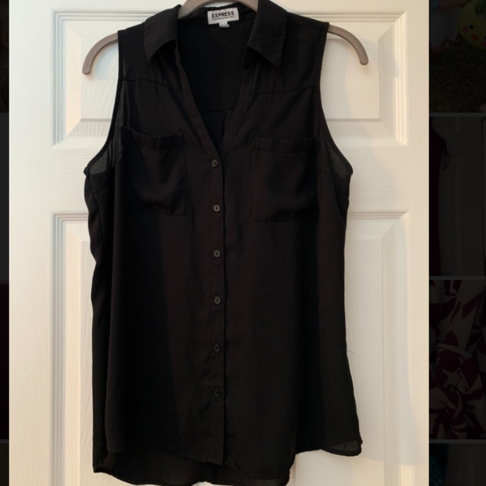 Express Portofino Sleeveless Blouse. Size M.